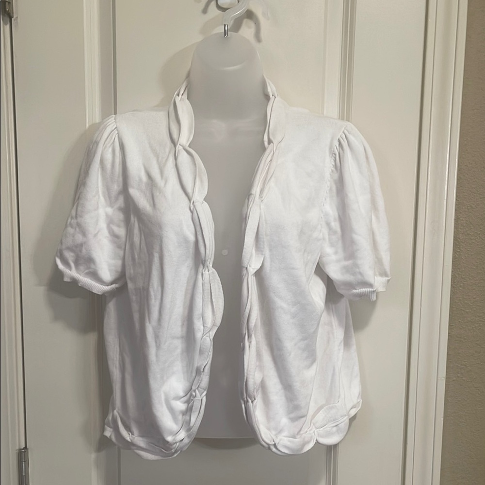 White Bolo sweater size 18/20